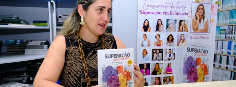 quarta-literaria_bruna-vieira_foto-gianni-dangelo-3-scaled-e1759431661371-825x305