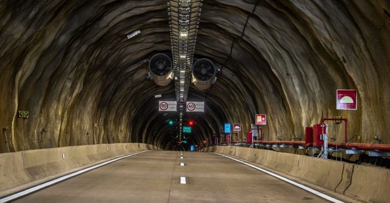 whatsapp-image-2024-11-21-at-13-29-13-768x512-1