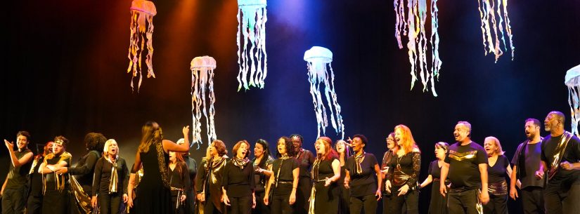 agua-viva-coral_foto-jc-curtis-1-825x305