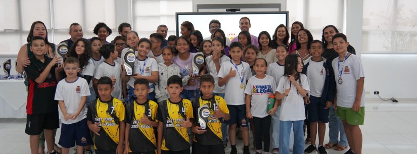 whatsapp-image-2025-12-10-at-18-00-39-2-825x305