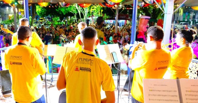 carnaval-de-antigamente_gianni-dangelo-2-1536x1134-1-768x567